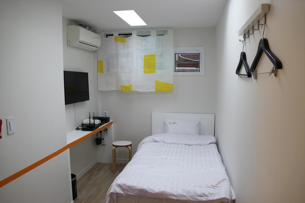 Starhostel Dongdaemun Suite Seoel Kamer foto